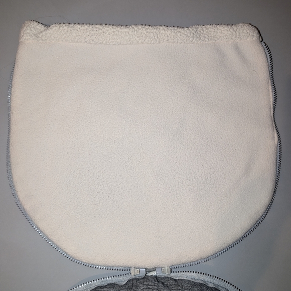 JJ Cole Winter Baby Car Seat or Stroller Cover - Picture 3 of 4